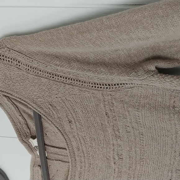Anthropologie Knit Sweater - Picture 11 of 17